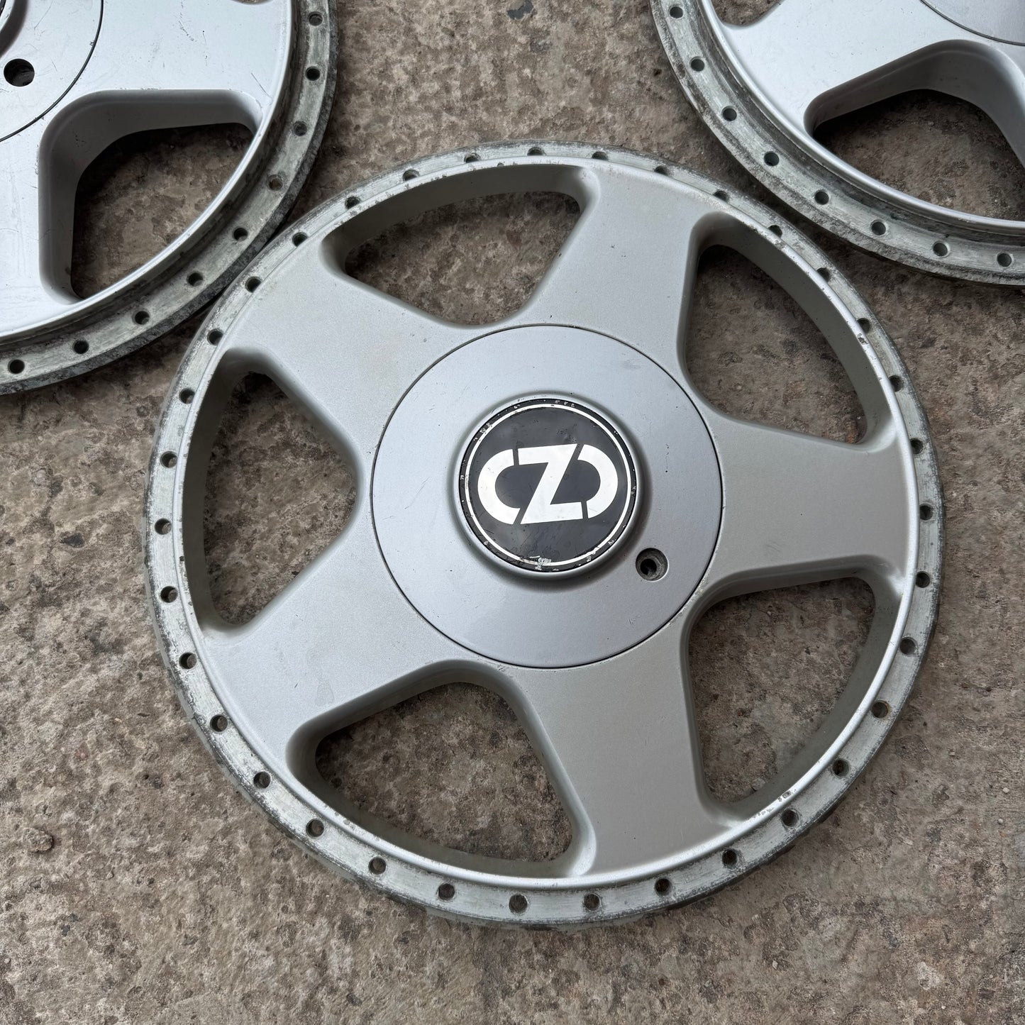Oz Futura - 17” | 5x120