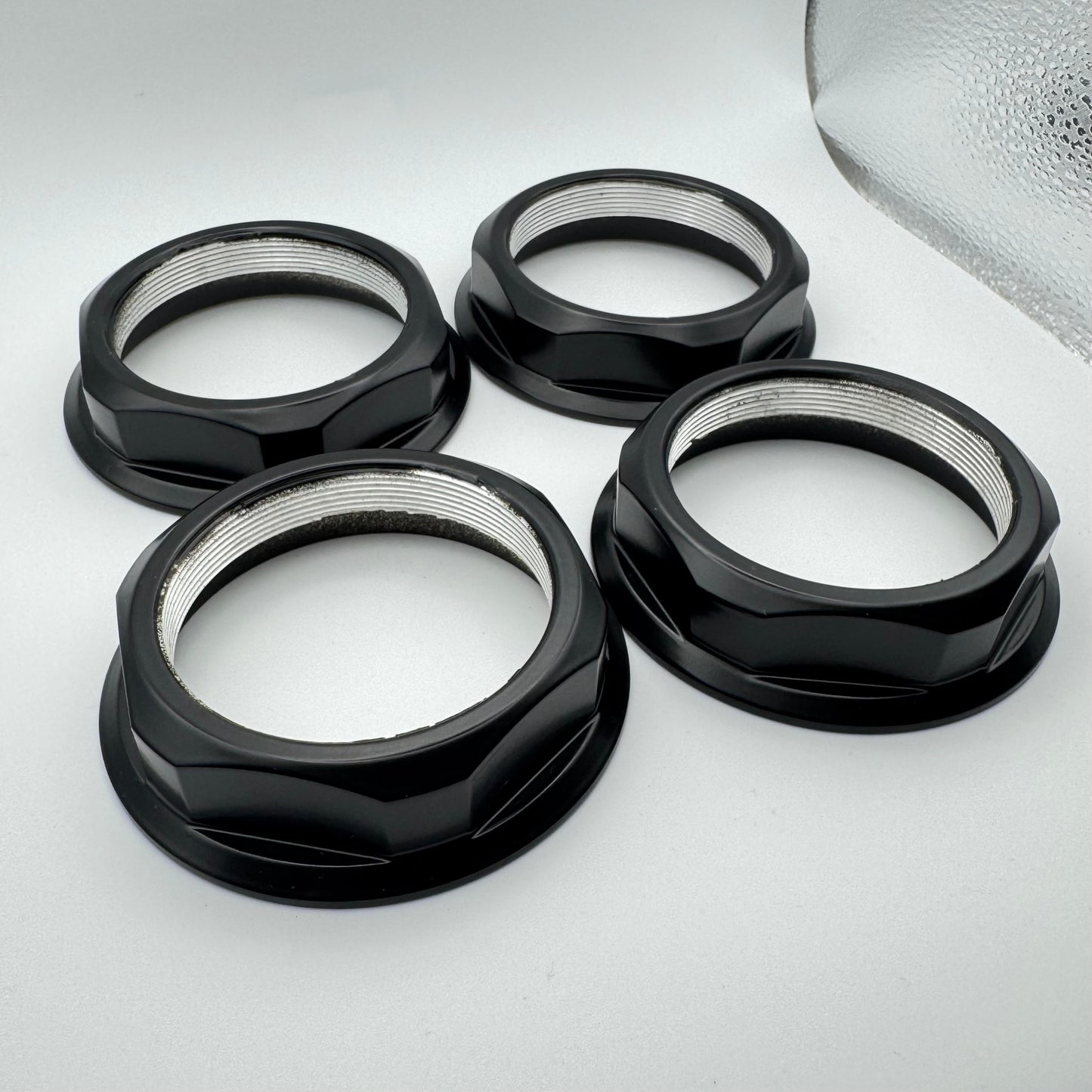 Autostrada modena hexes black