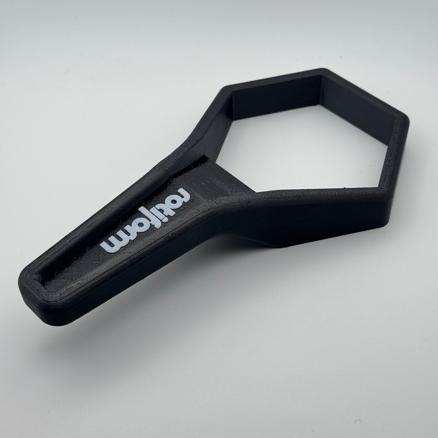 Rotiform wrench tool
